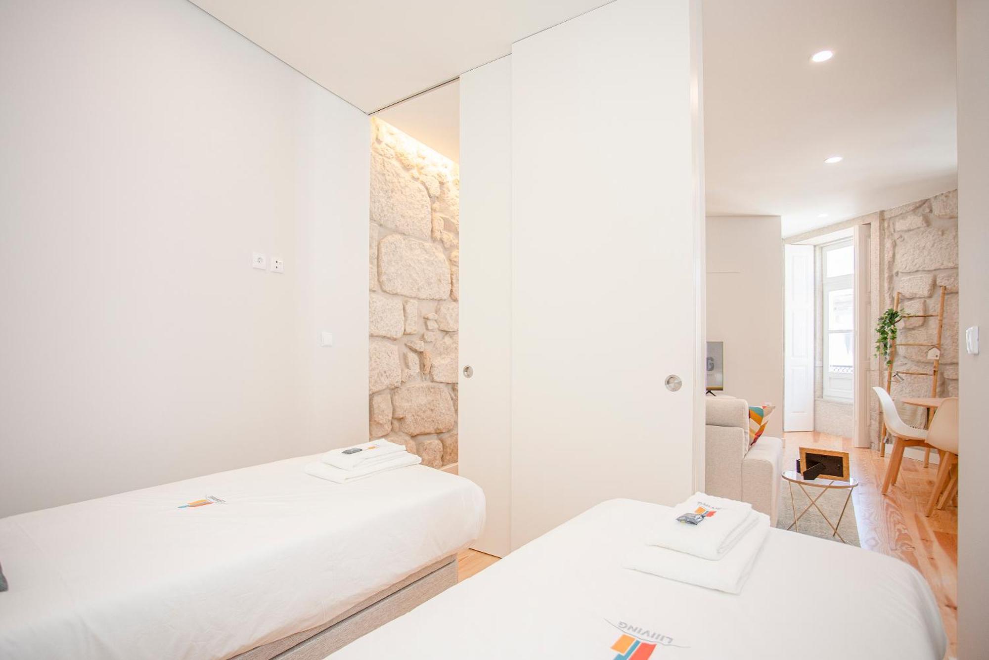 Liiiving In Porto - Aliados Stone Apartment Exterior photo